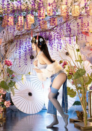 小妖精抬起臀嗯啊喷水h视频_高清神马影院在线