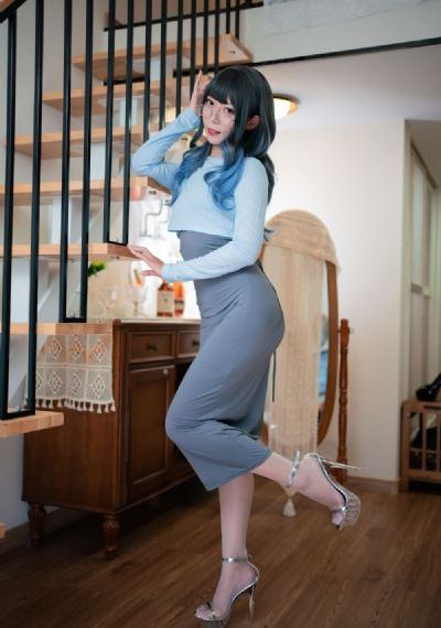 两位女王圣水调教小刚_BD免费观看视频