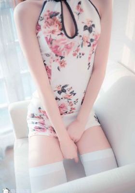 裸体女人与公牛的性行为_1080P电影完整版