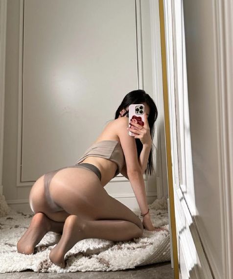 一个朋友的妈妈手机免费看片_剧情片电影完整版在线观看