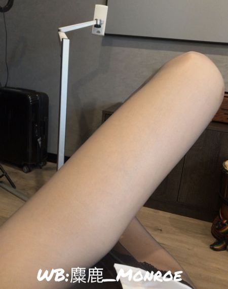 周妍希三点尽露高清视频_DVD手机在线看