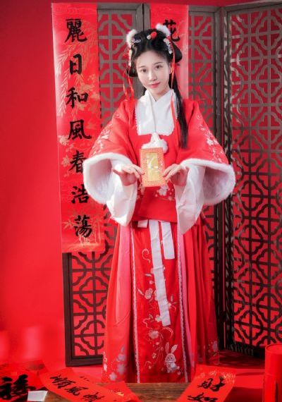 美女网站免费在线观看_高清日本电影免费