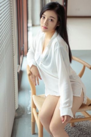 老师裸露胸被强挤奶羞羞视频_蓝光高清迅雷在线观看
