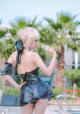 啤酒女郎_成长在线视频免费观看