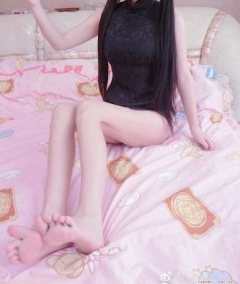 老汉胯下的女学生_在线免费观看电影